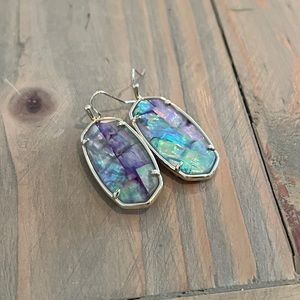 Kendra Scott Faceted Elle Drop Earrings in Lilac Abalone and Gold frame